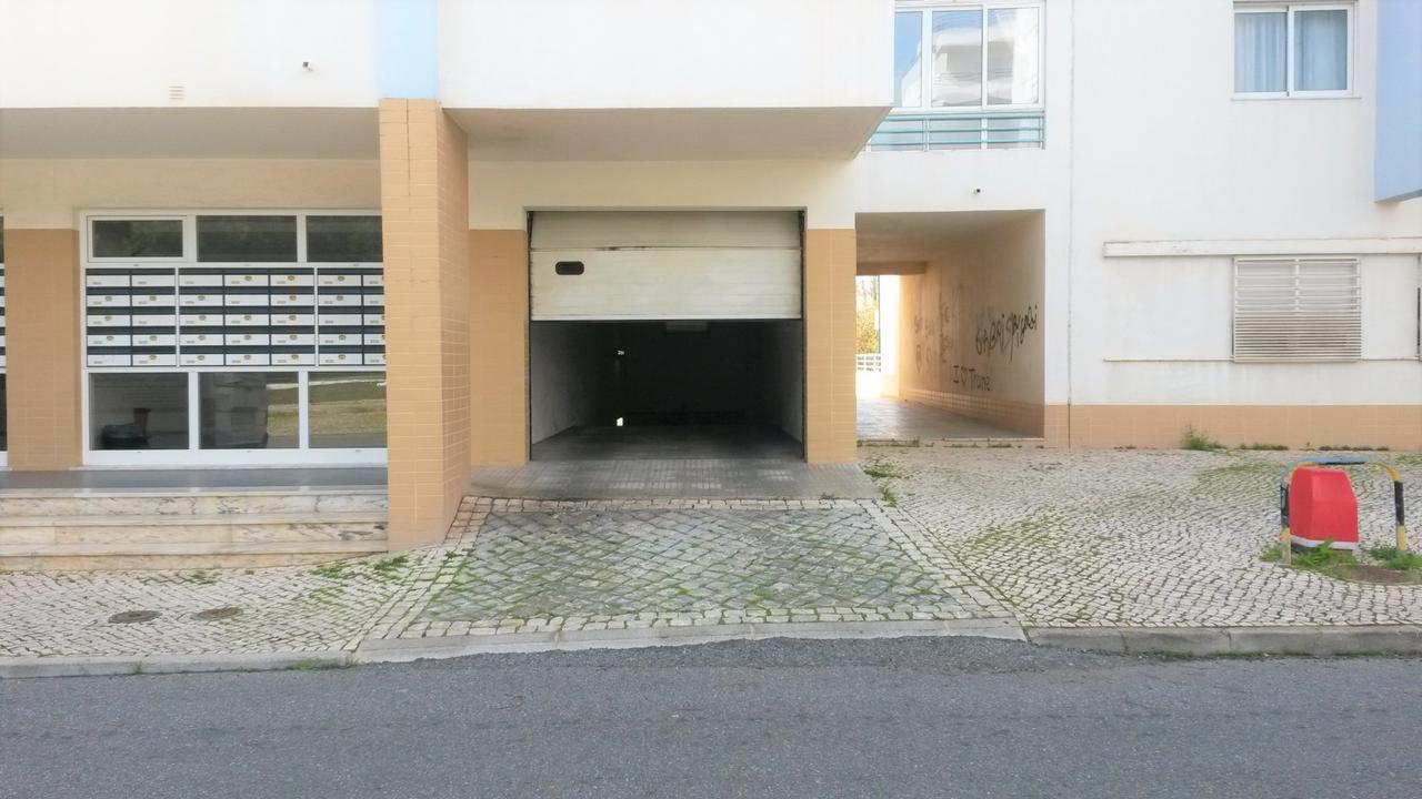 COLINA FÉRIAS- Garagem&WIFI Quarteira Exterior foto